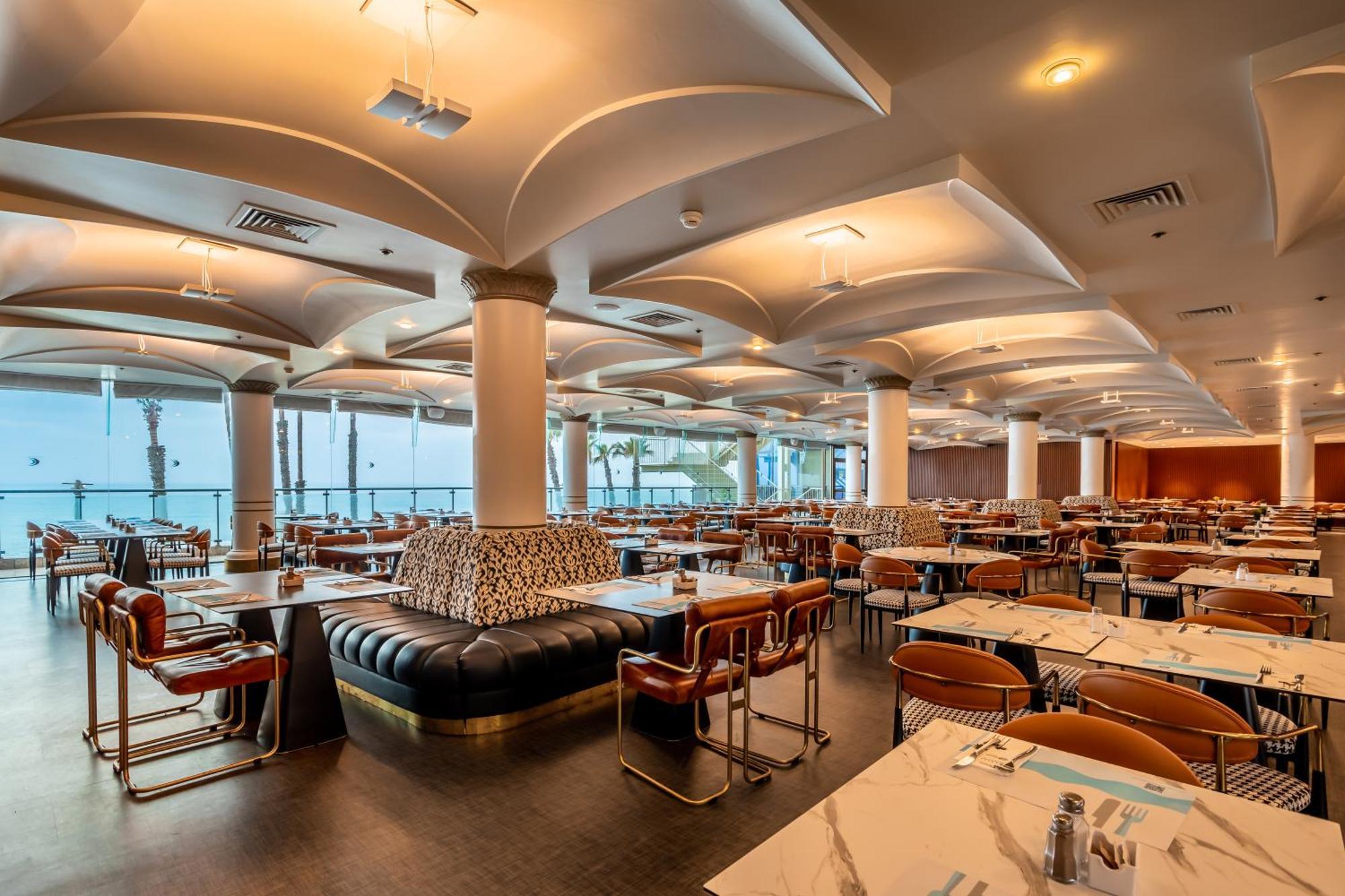 Daniel Herzliya Hotel Exterior photo The interior of the restaurant
