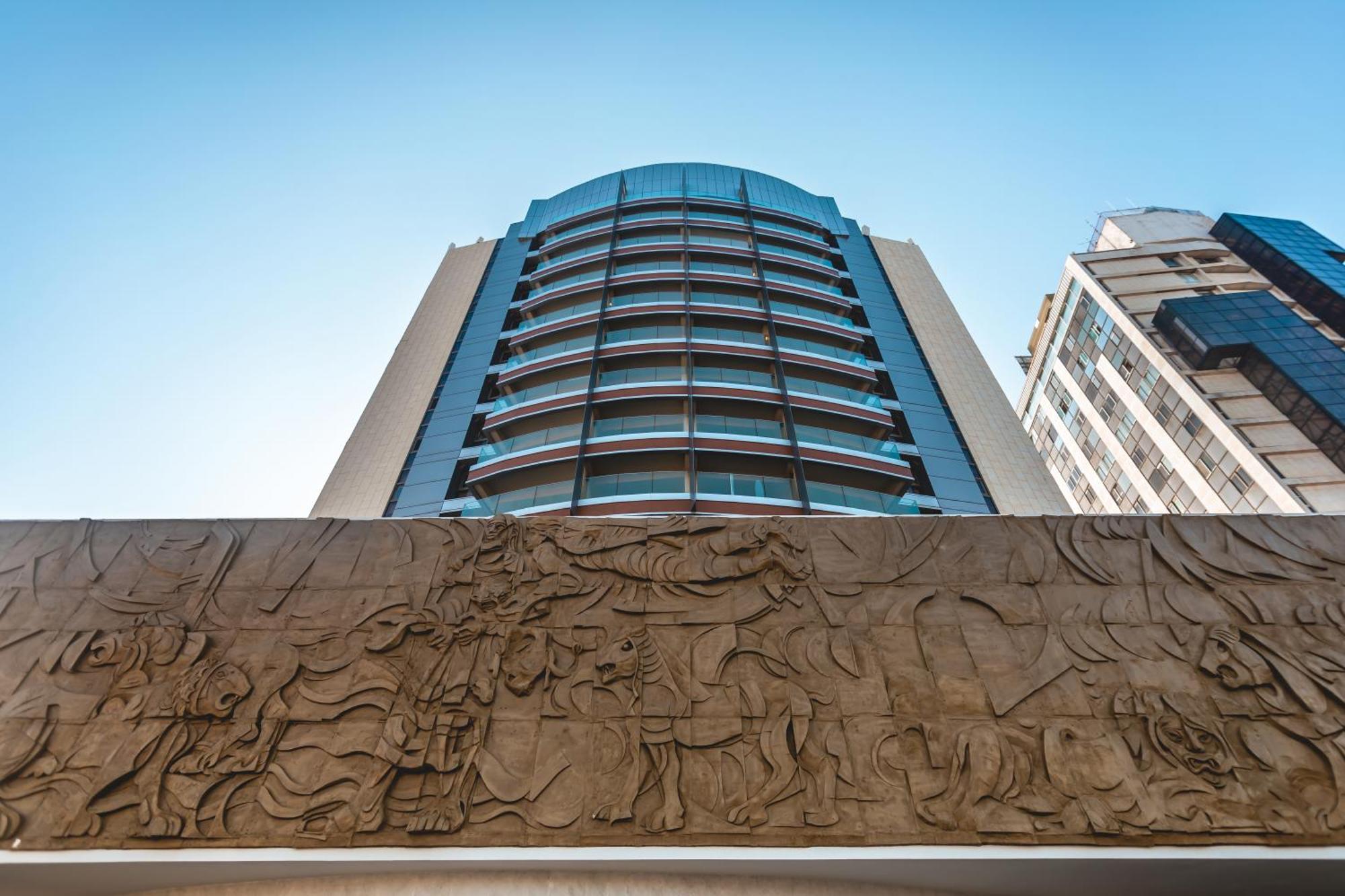Daniel Herzliya Hotel Exterior photo The building's facade